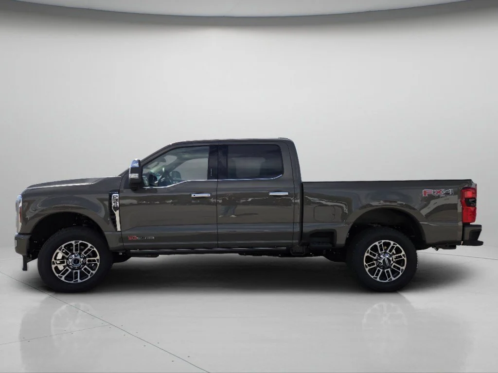 New 2026 Marsh Gray Ford Platinum image 30
