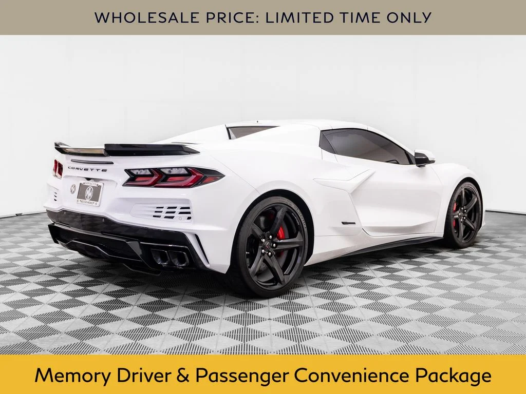 Used 2024 White Chevrolet E-Ray image 5