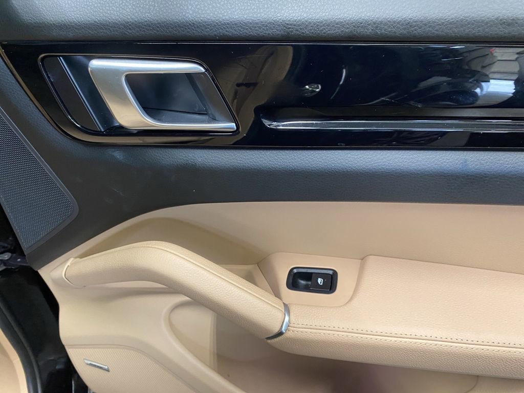 2022 Porsche Cayenne Coup Platinum Edition - Photo 31