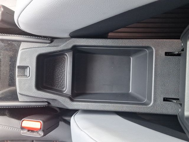 Used 2024 Red Nissan SR image 25