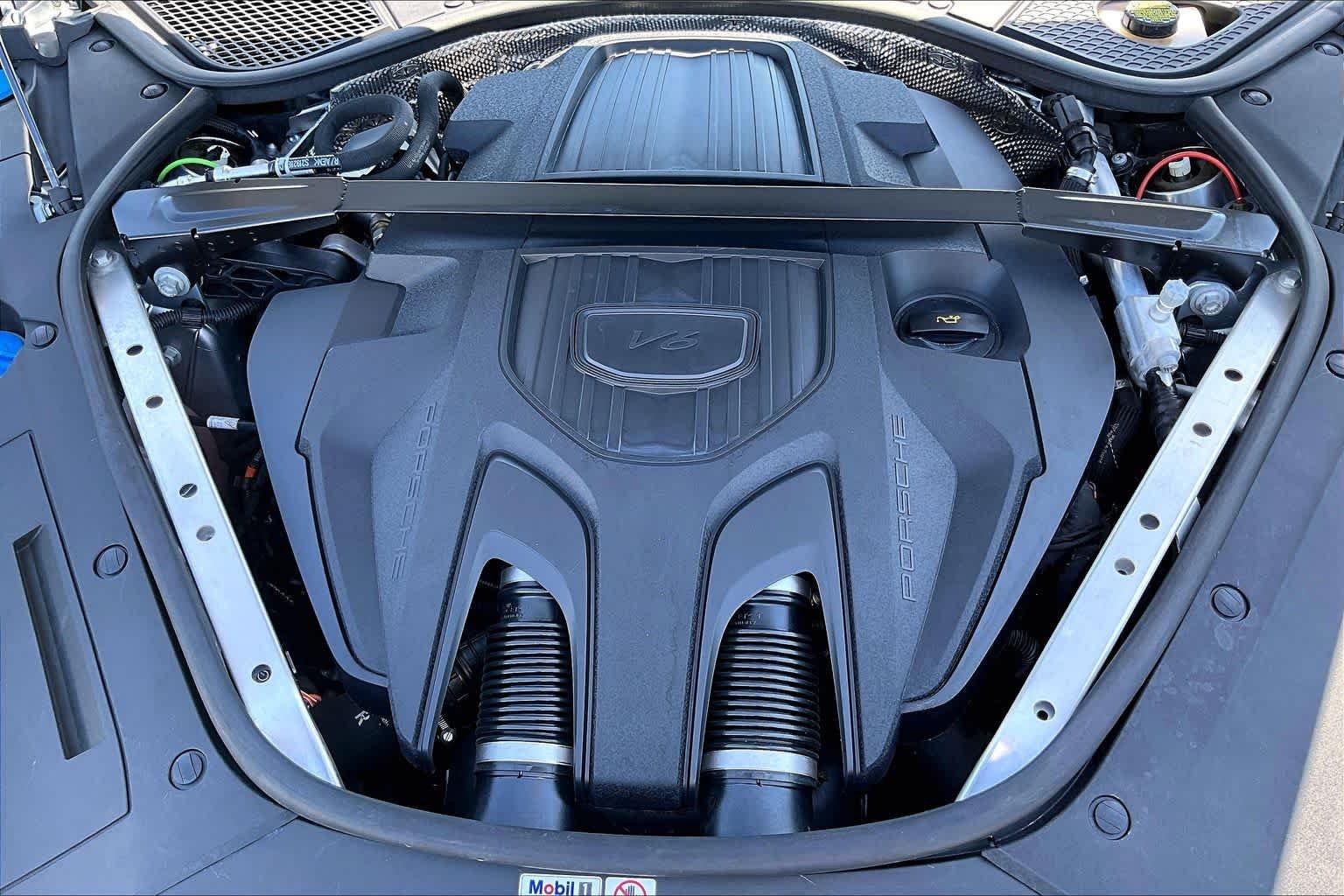 Used 2022 Dolomite Silver Metallic Porsche 4S image 30