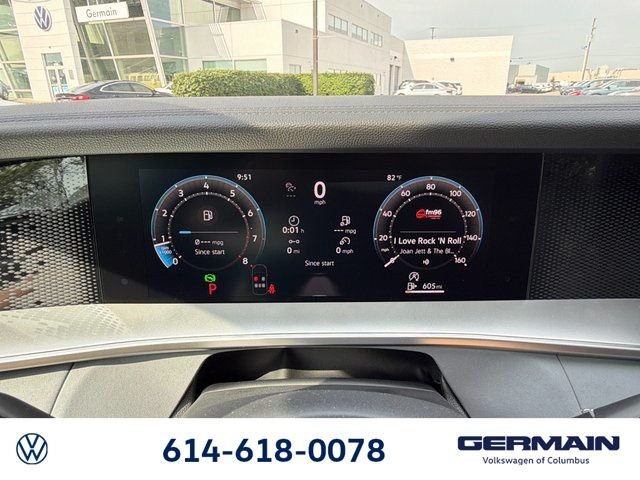 New 2026 Deep Black Pearl Volkswagen 2.0T SE image 24
