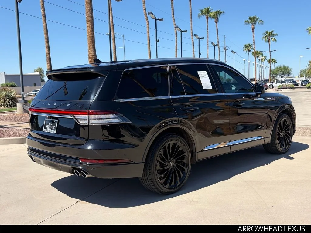 Used 2021 Black Lincoln Reserve image 6