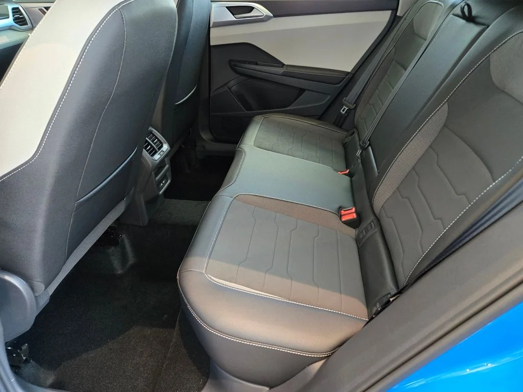 New 2026 Blue Volkswagen 1.5T SE image 8
