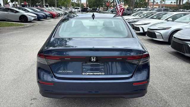 Used 2024 Canyon River Blue Metallic Honda EX image 6