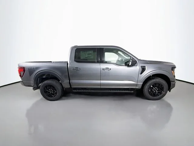 New 2026 Carbonized Gray Metallic Ford XLT image 8