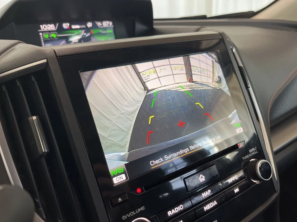 Used 2019 Silver Subaru 2.0i Limited image 12