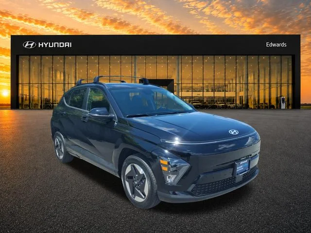 Used 2024 Black Hyundai SEL image 5