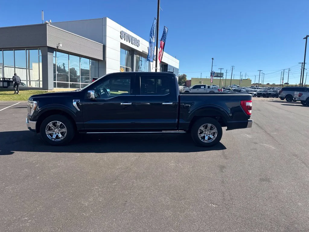 Certified Used 2021 Blue Ford Lariat image 7