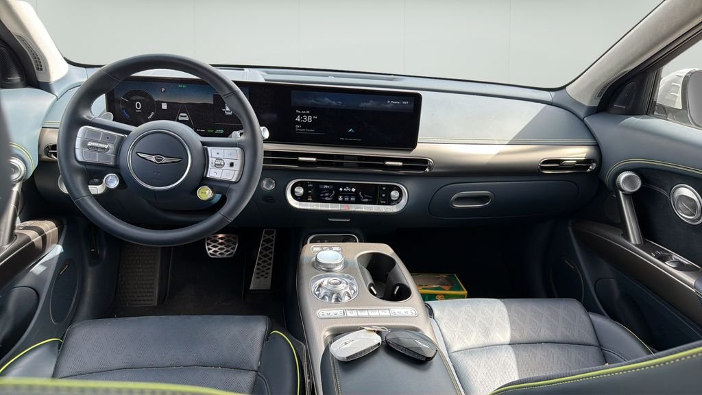 Used 2023 White Genesis Performance image 12