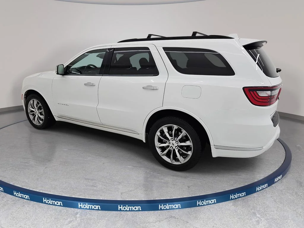 Used 2022 White Dodge Citadel image 9