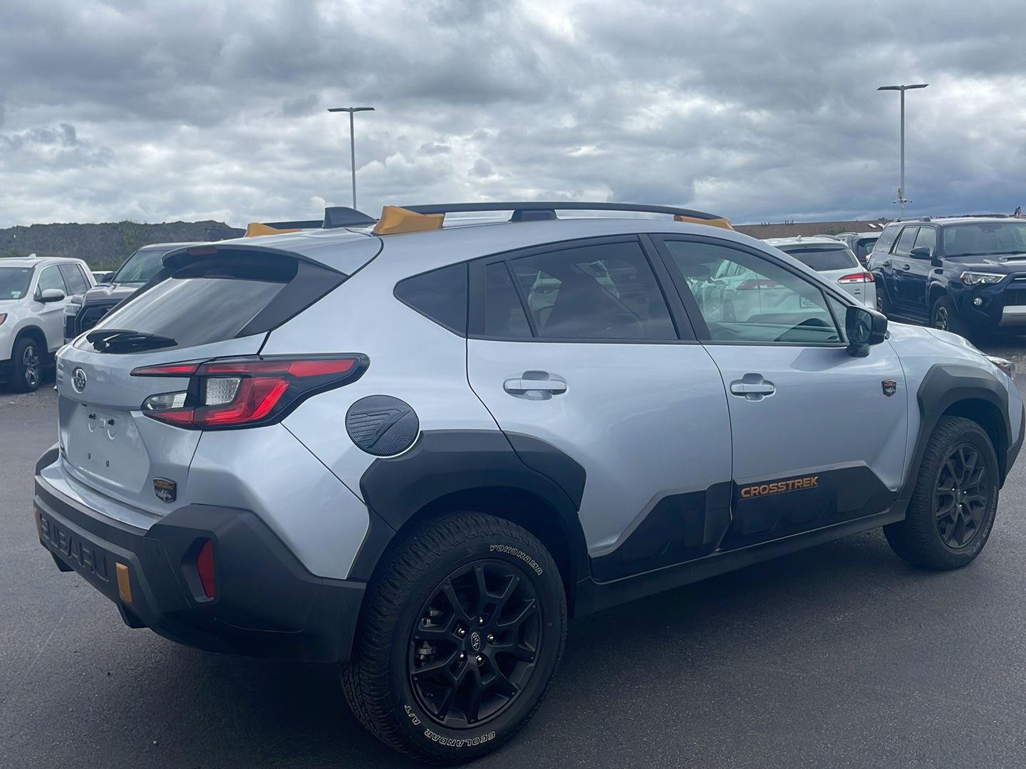 Used 2024 Ice Silver Metallic Subaru Wilderness image 9
