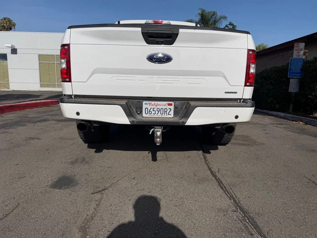 Used 2018 White Ford XL image 12