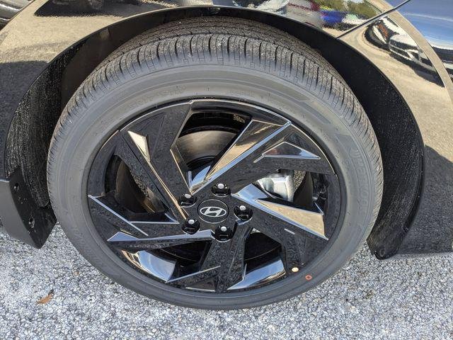 New 2026 Black Hyundai SEL Sport image 10