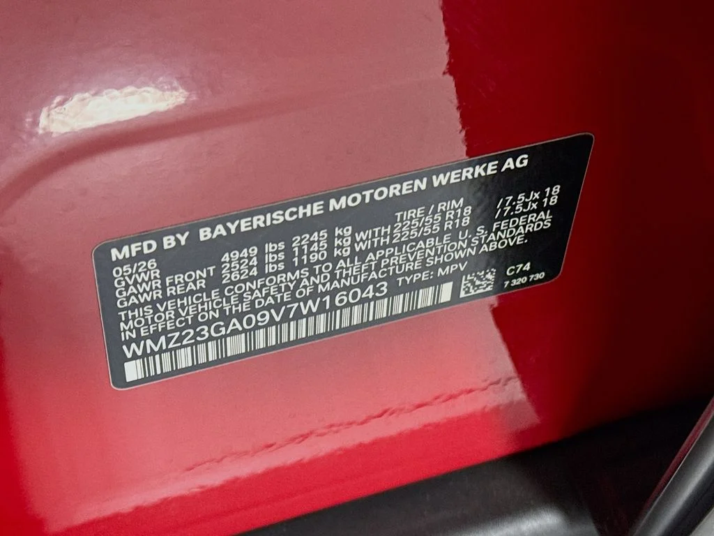 New 2027 Chili Red II MINI Signature Plus image 32