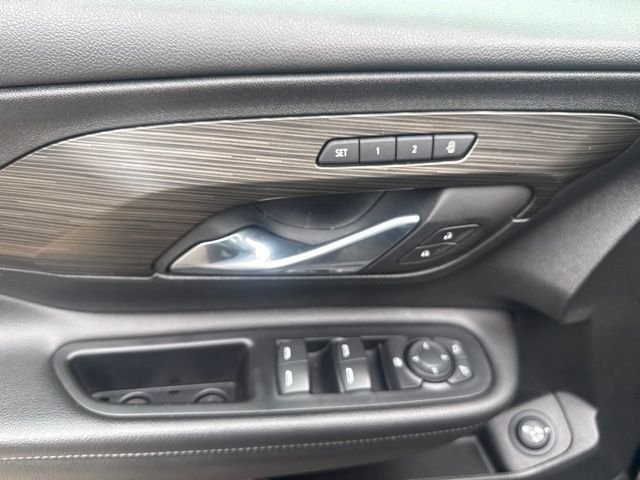 Used 2023 Black GMC SLT image 10