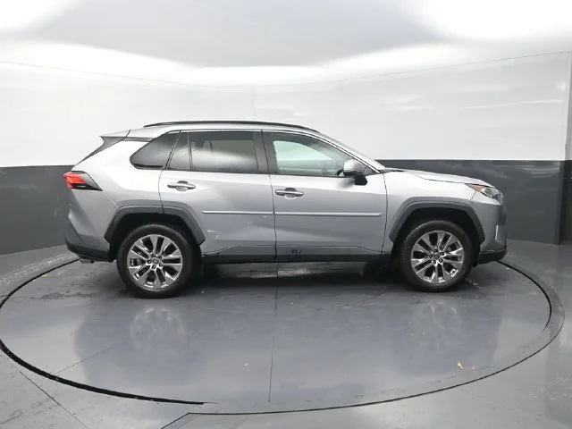Used 2021 Silver Toyota Limited image 9