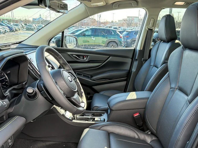Used 2026 Silver Subaru Onyx Edition Touring image 8