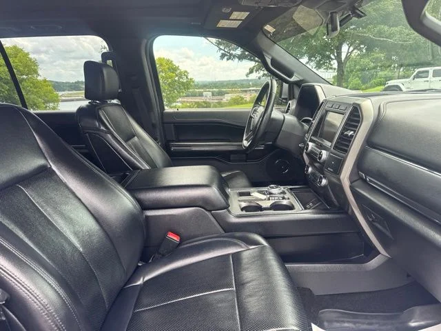 Used 2019 Silver Ford XLT image 10