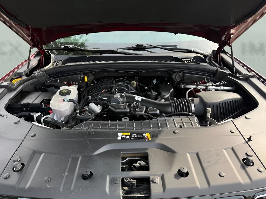 Used 2023 Red Jeep Limited image 35