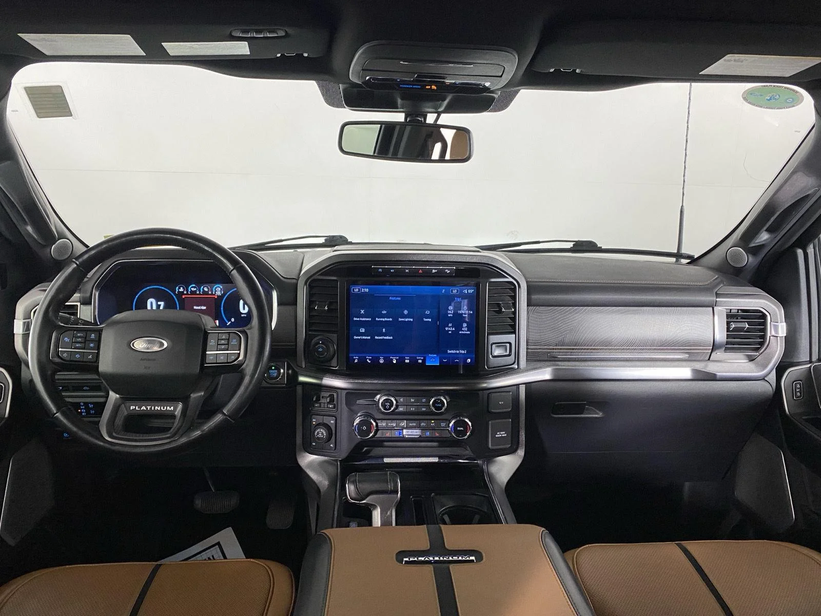 Used 2023 Agate Black Ford Platinum image 27