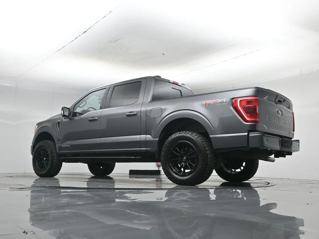 Used 2023 Gray Ford XLT image 53