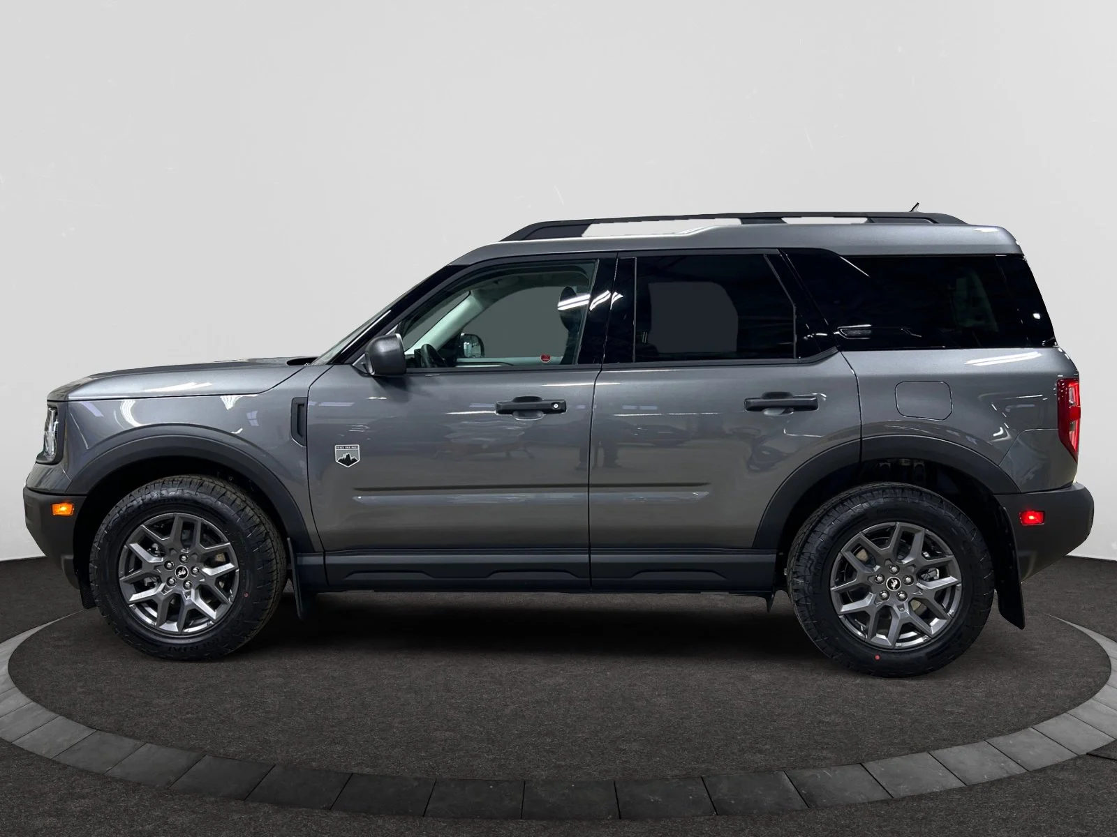 New 2026 Carbonized Grey Metallic Ford Big Bend image 2