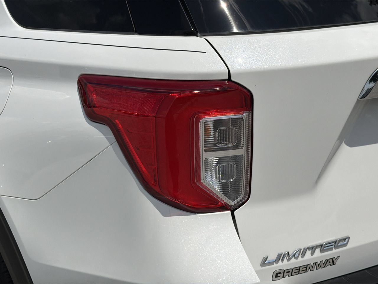 Used 2024 Star White Metallic Tri-Coat Ford Limited image 7