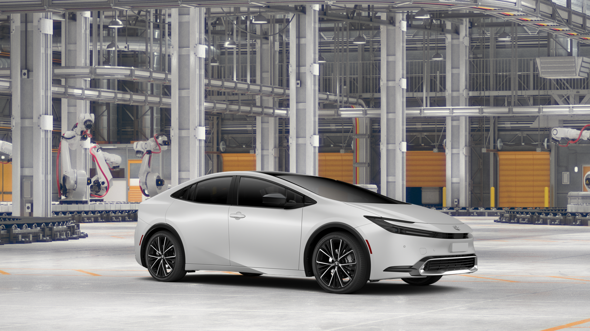 New 2027 Wind Chill Pearl Toyota XLE image 14