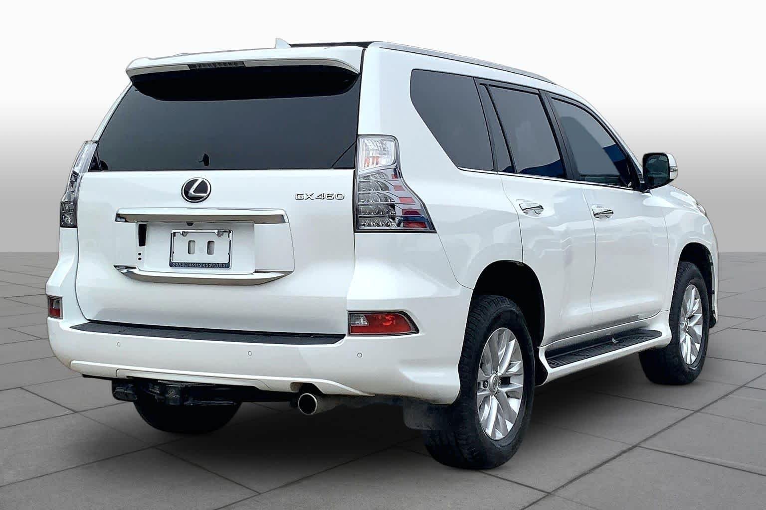 Used 2021 Starfire Pearl Lexus Premium image 12