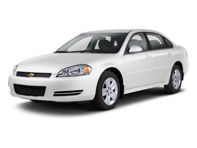 Used 2010 Summit White Chevrolet LS image 1