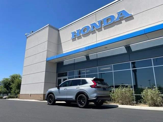 Certified Used 2025 Solar Silver Metallic Honda Sport-L image 18