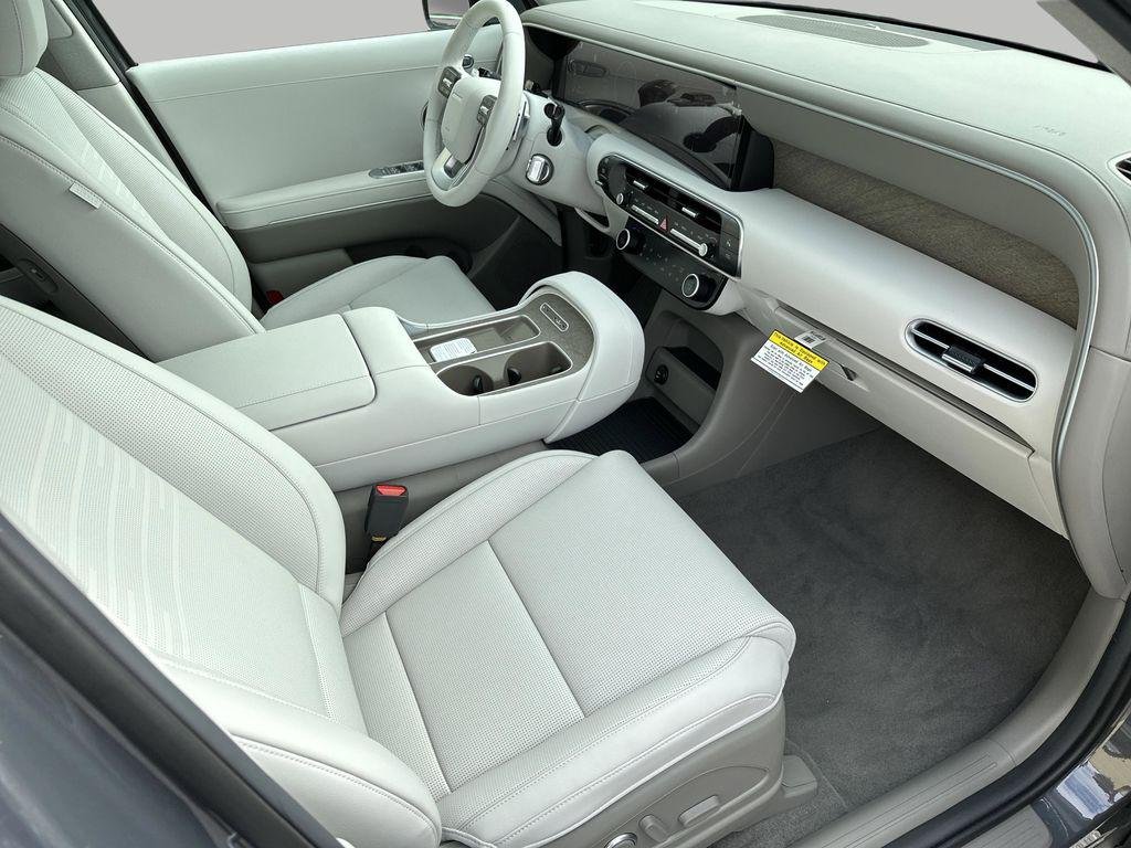 New 2026 Ecotronic Gray Pearl Hyundai Limited FWD image 25