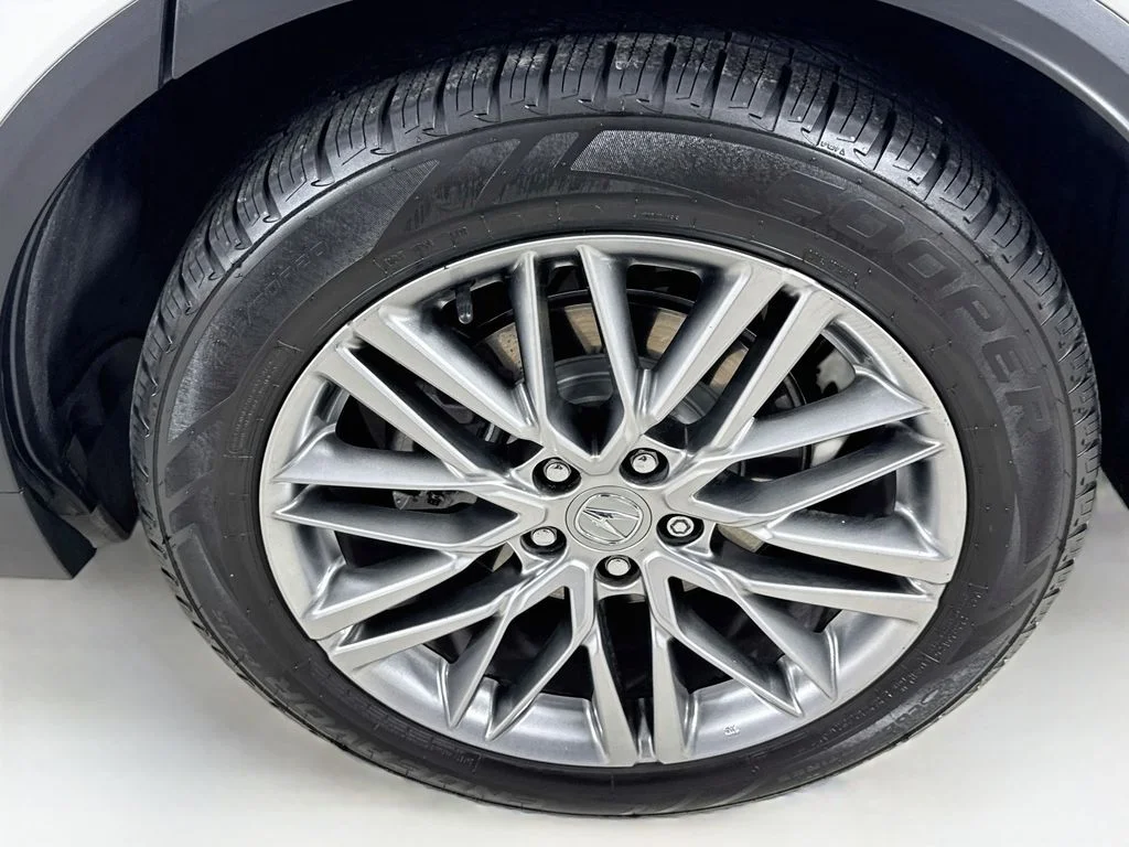 Used 2022 White Acura Advance image 41