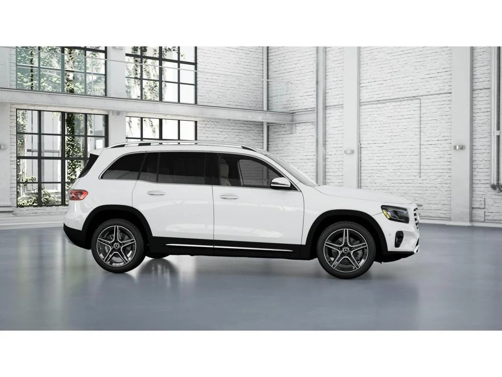New 2026 White Mercedes-Benz GLB 250 image 15