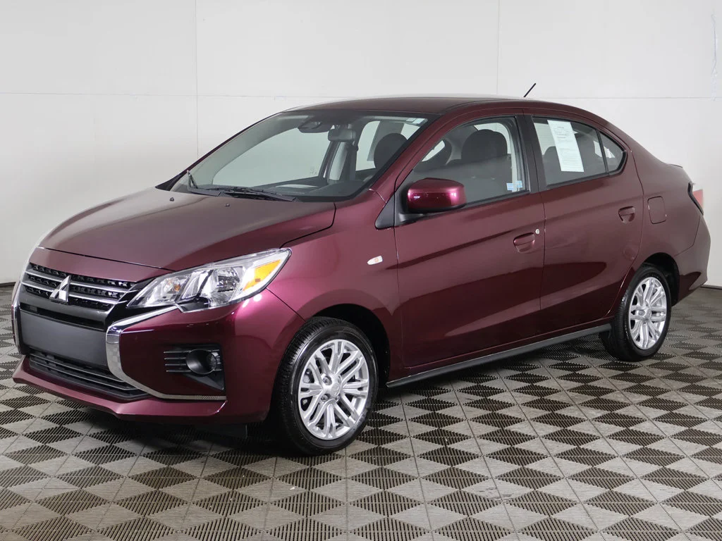 Used 2024 Red Mitsubishi LE image 6