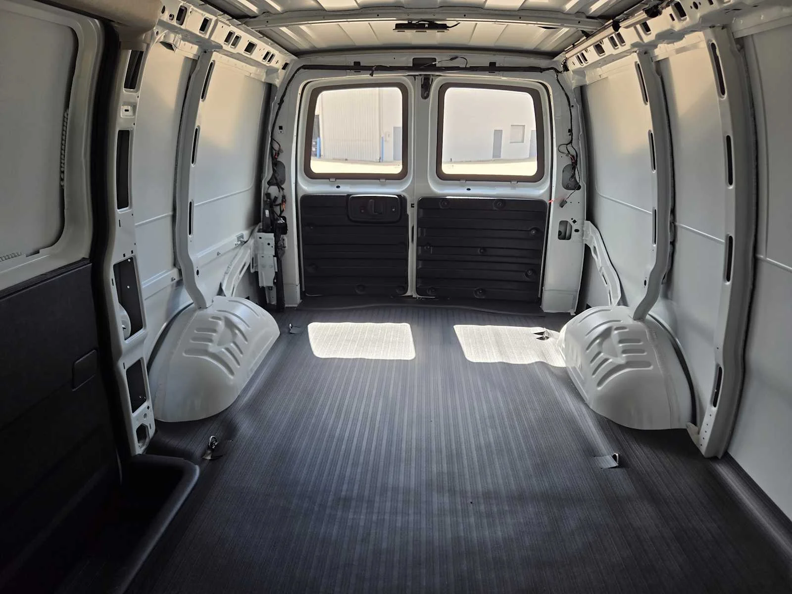 New 2026 Summit White GMC Work Van image 18