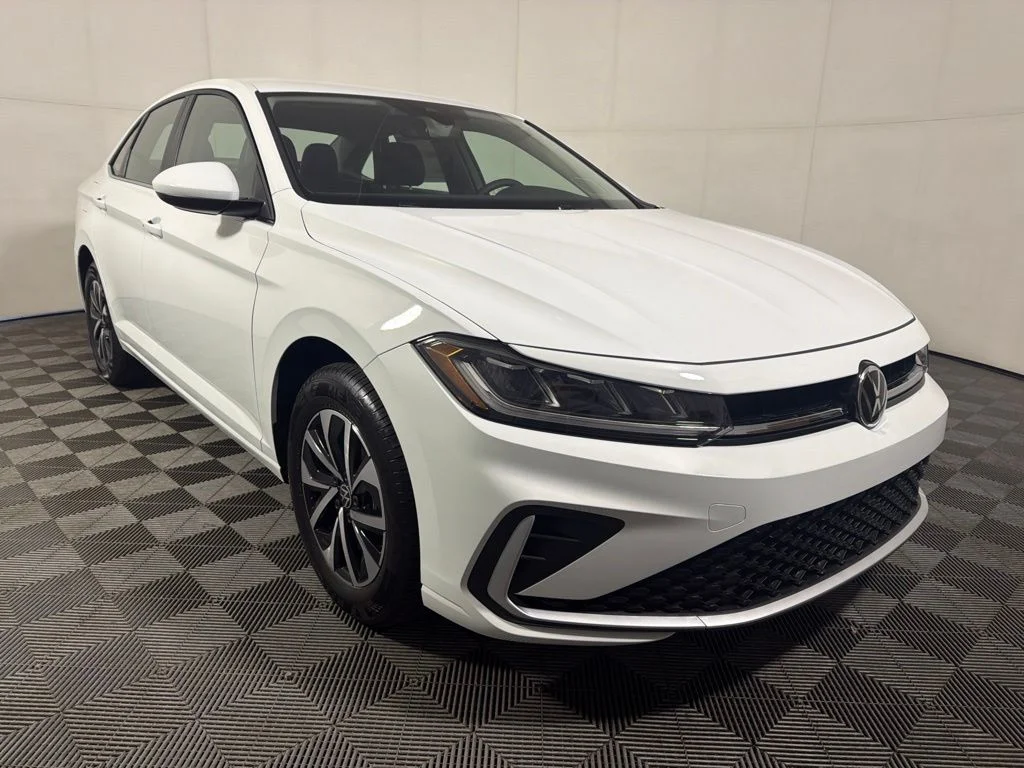 New 2027 White Volkswagen 1.5T S image 2