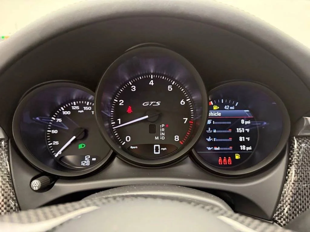 2026 Porsche Macan GTS - Photo 11
