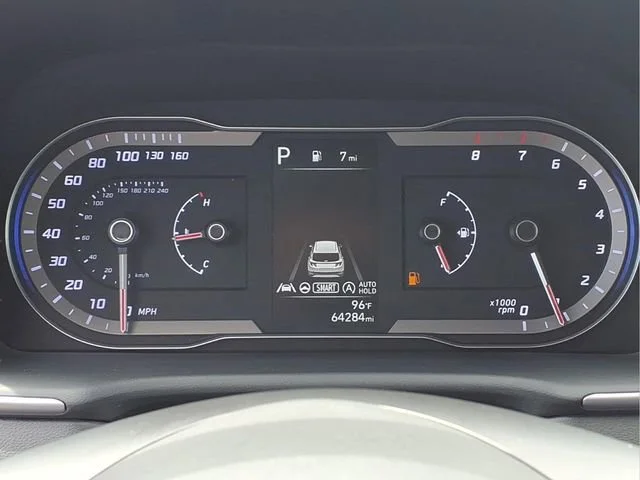 Used 2024  Hyundai SEL image 12