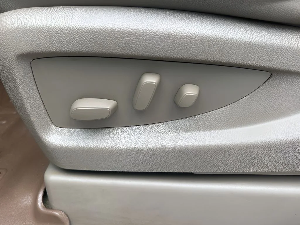 Used 2016 Beige Chevrolet LTZ image 10