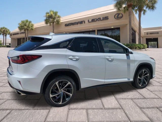 Used 2019 White Lexus 350 image 4