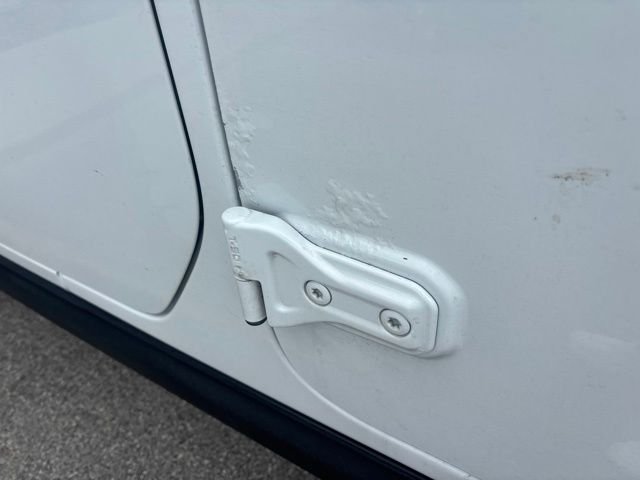 Used 2018 Bright White Clearcoat Jeep Unlimited Rubicon image 12