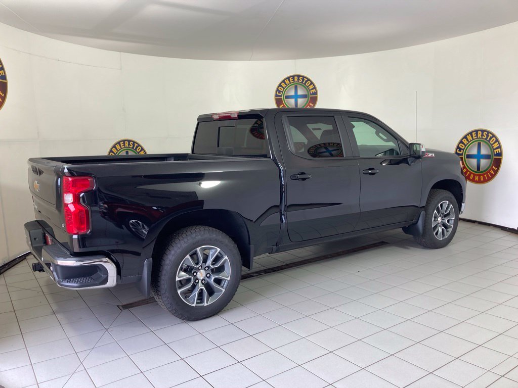 2026 Chevrolet Silverado 1500 LT - Photo 18