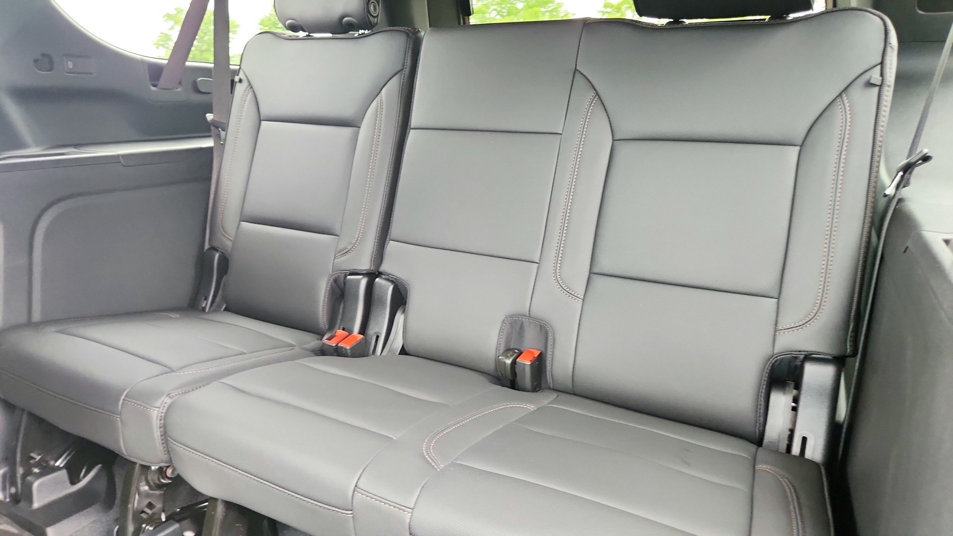 2026 Chevrolet Suburban High Country - Photo 30