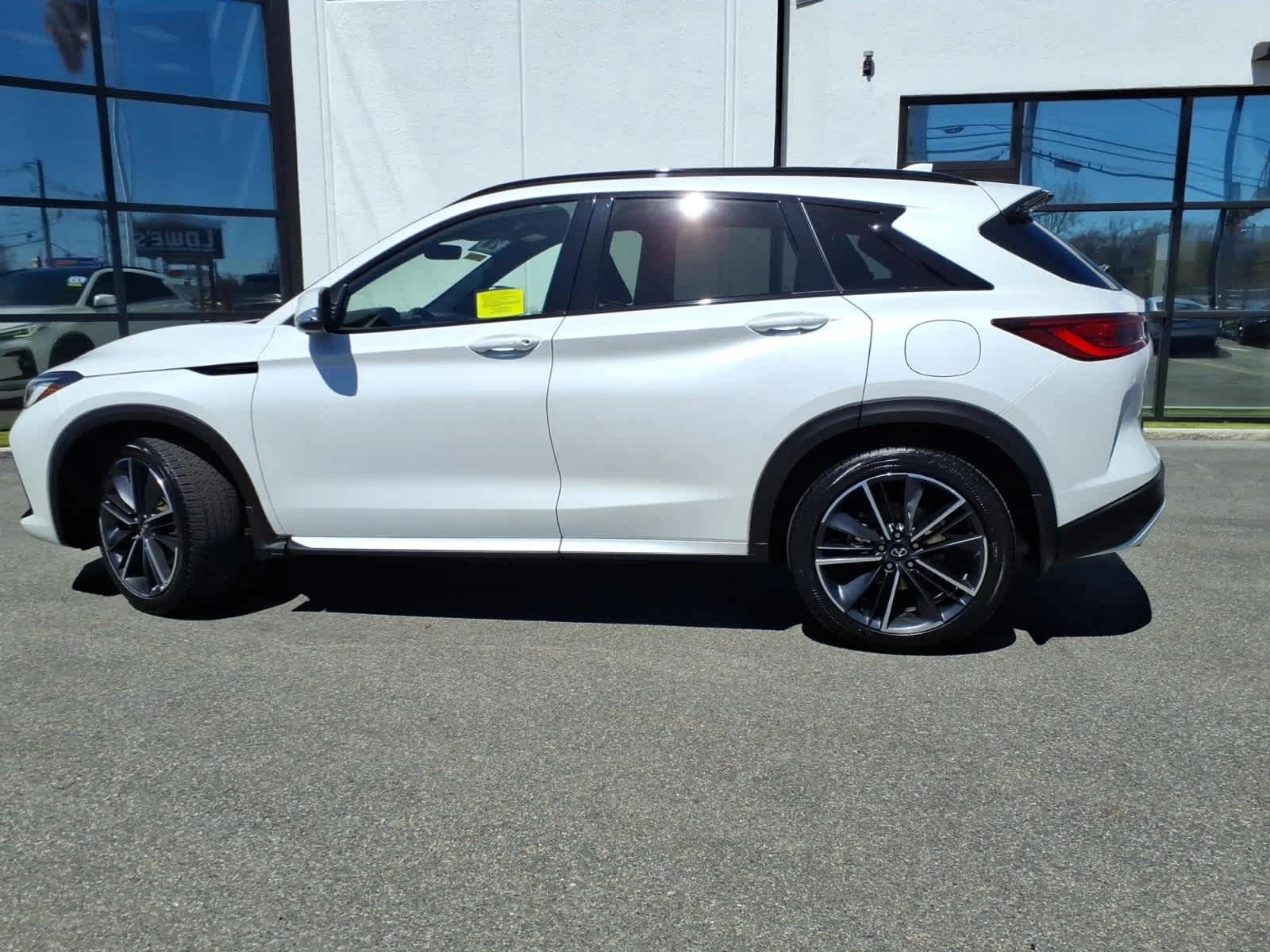 Certified Used 2023 Radiant White INFINITI SPORT image 8