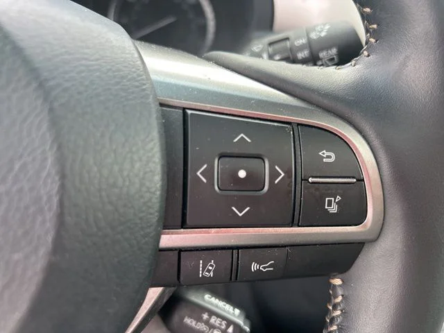Certified Used 2023 Gray Lexus 460 image 21