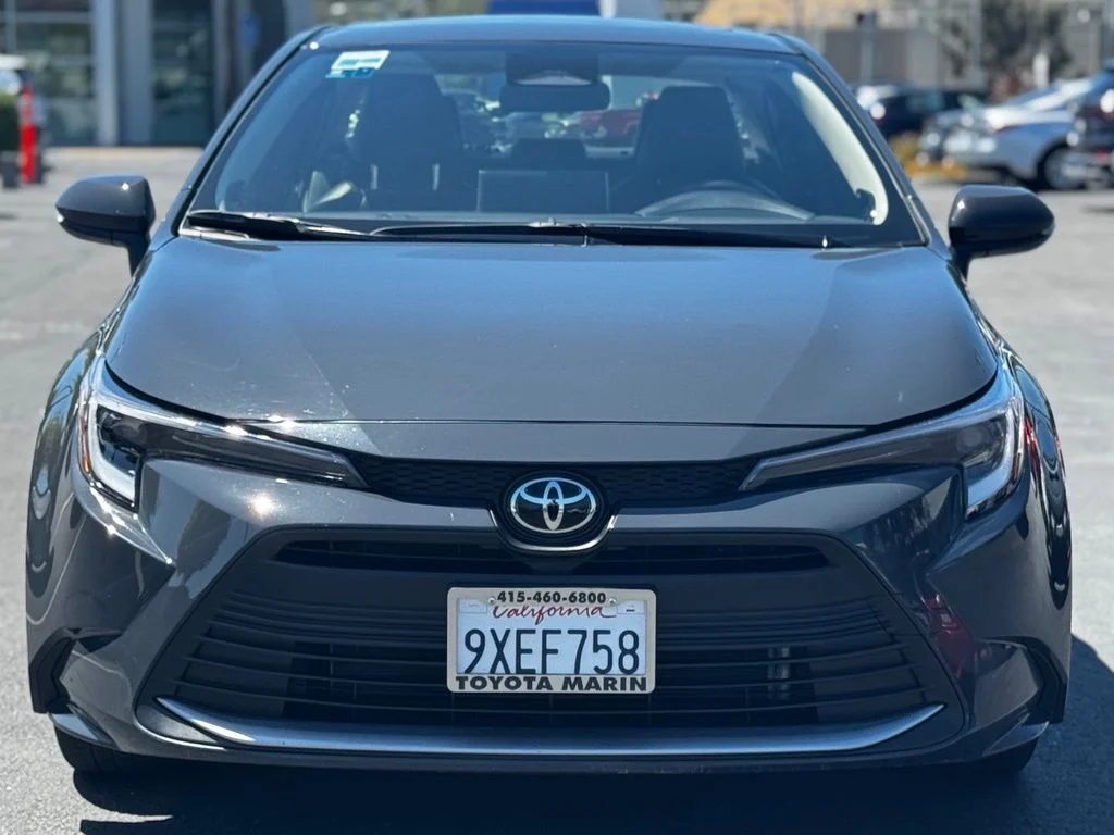 Used 2026  Toyota XLE image 9