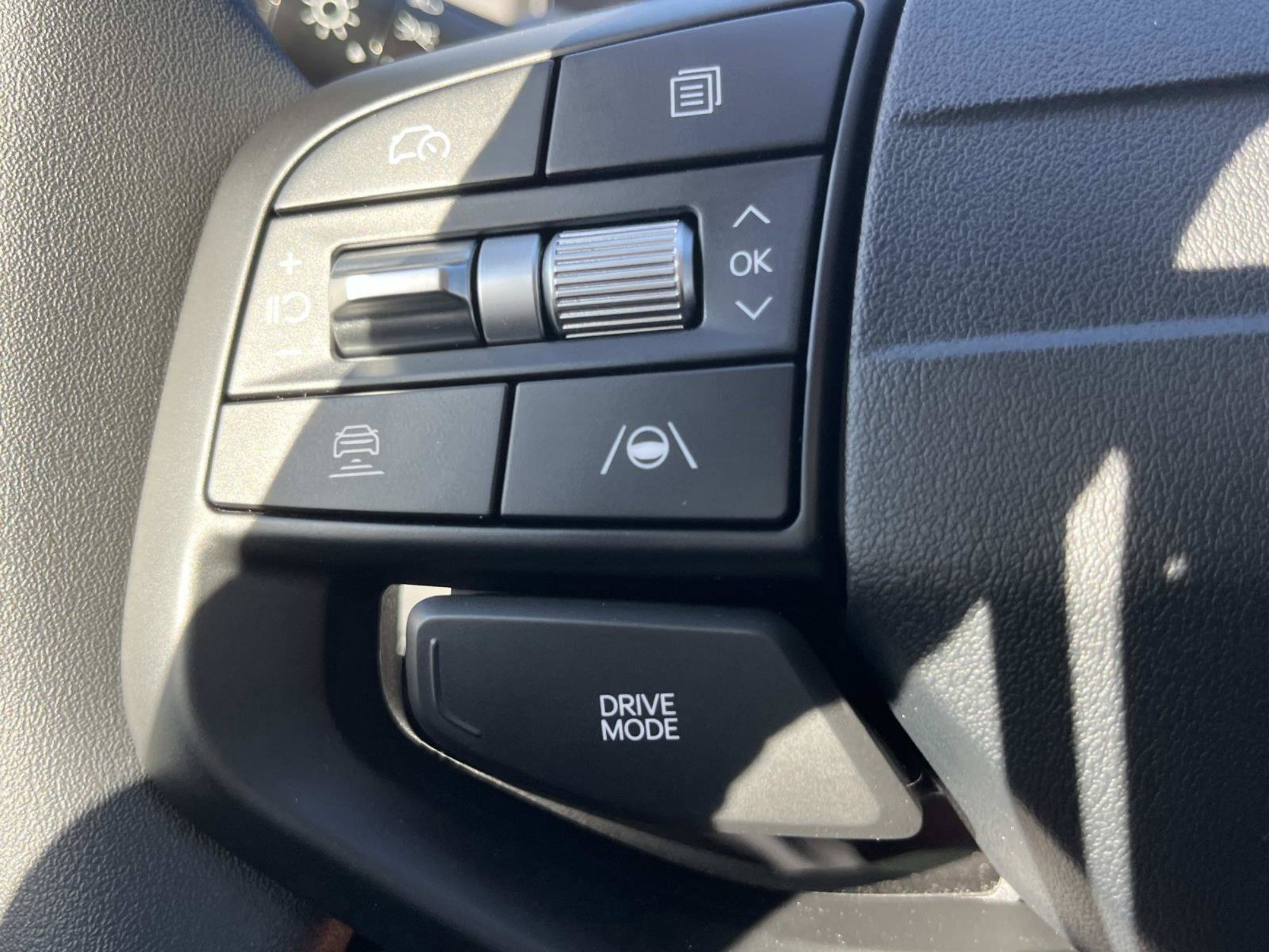 New 2026 Interstellar Gray Kia LXS image 21