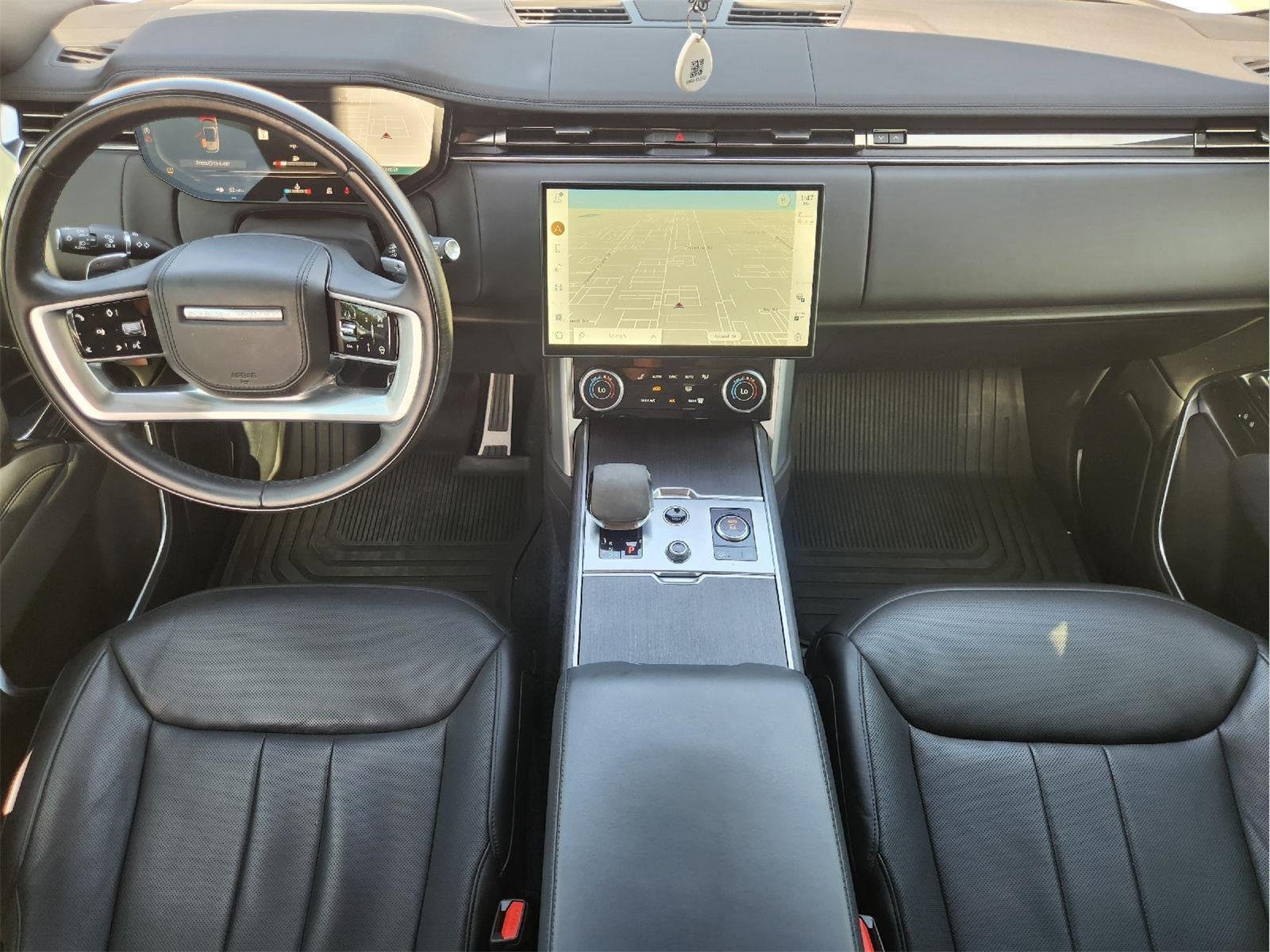 2023 Land Rover Range Rover photo 26 of 33